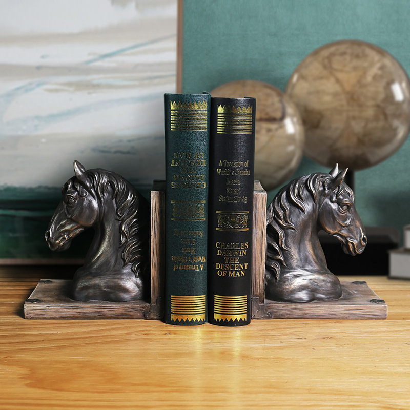 Resin Animal bookcase display Office home study model room resin crafts horse head horse bookends by decoration