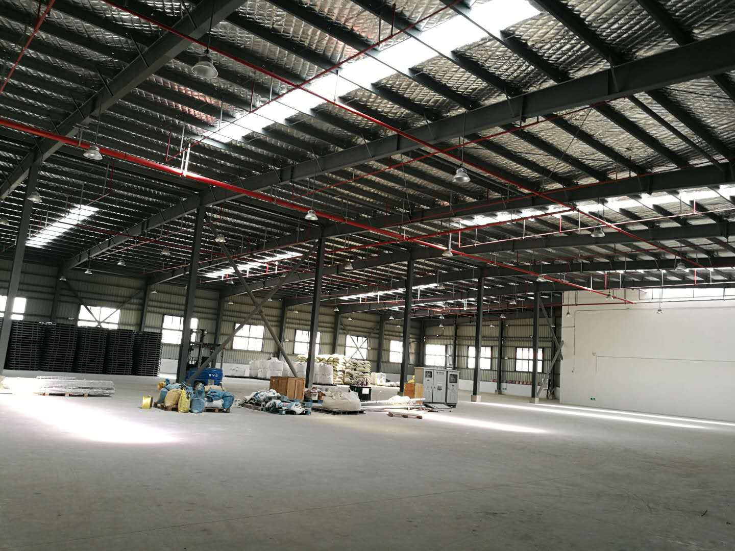 Light Steel Assembled Warehouse Building Steel Structural Metal Frame workshop