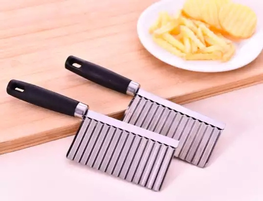 High quality hot sale Vegetable Fruit Cutting Blade Peeler Kitchen Tools Potato Wavy Edged Knife