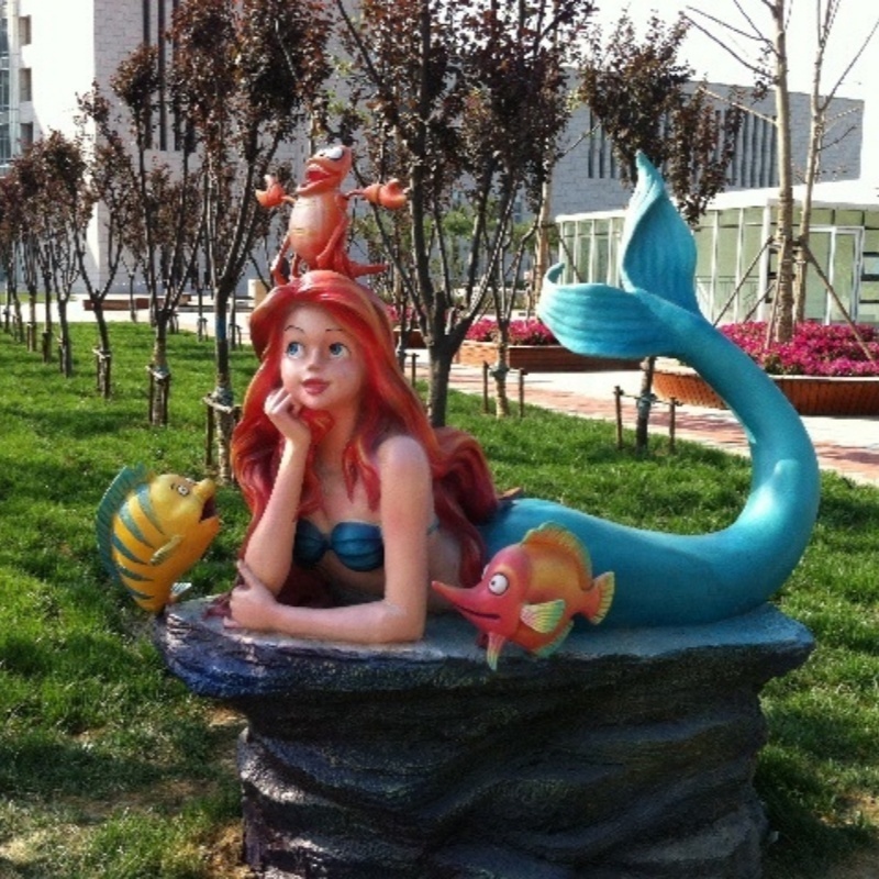 New Design Art Resin Religious Statue Artificial Lifelike Life Size Resin Mermaid Statue Garden Decor Fiberglass Model Statue