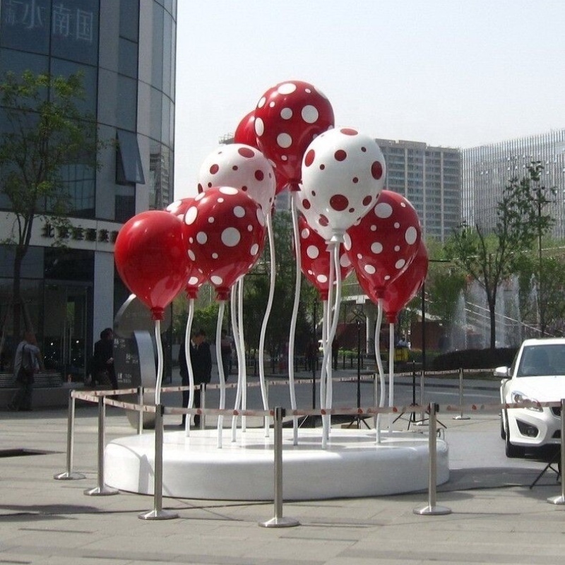 Factory Customized Wedding party birthday props resin fiberglass hanging hot air Balloon stand for Decorations