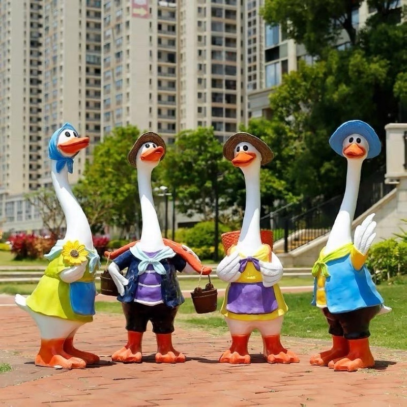 Popular Art Sculpture resin Fiberglass Donald Duck Resin Statue Pop Art Sculpture Duck Fiberglass Sculptures For Indoor decor