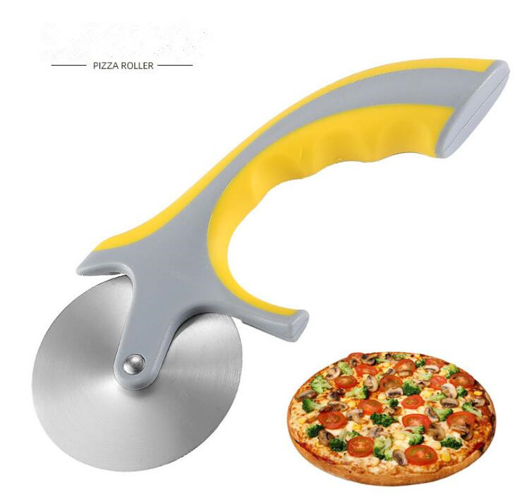 New Arrival pizza cutter stainless steel pizza knife wheeled pizza cutter in ABS material