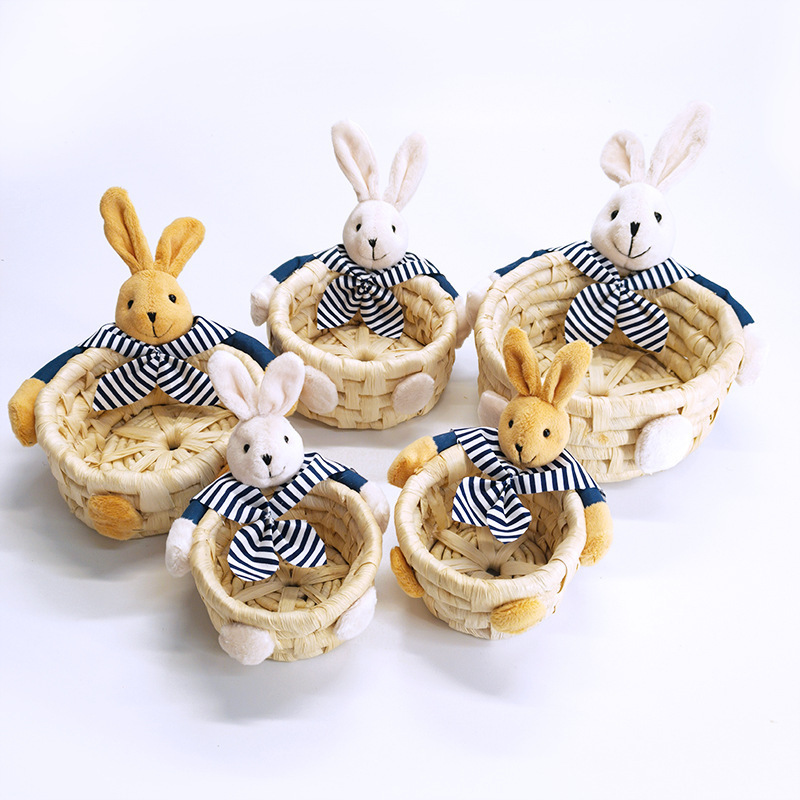 Wholesale handwoven artifact decoration woven corn husk storage basket Easter bunny Egg basket for gift and table decoration