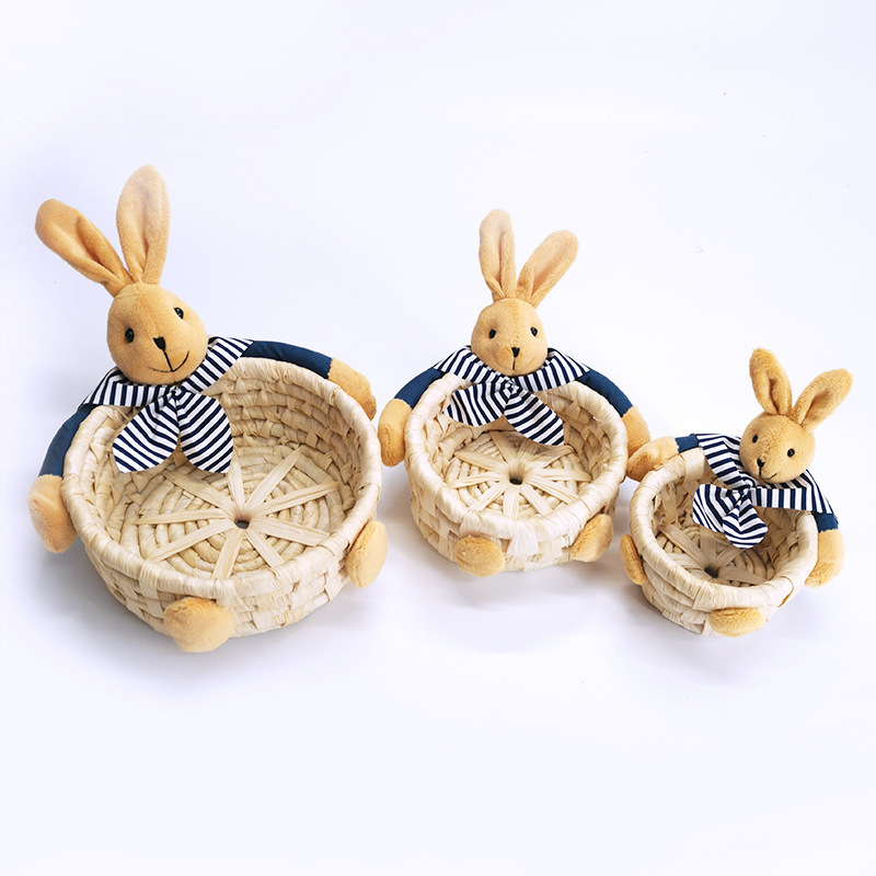 Wholesale handwoven artifact decoration woven corn husk storage basket Easter bunny Egg basket for gift and table decoration