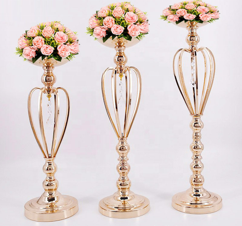 New creative metal acrylic heart-shaped wedding, banquet table 47 53 59cm golden centerpiece decorative flower stand ornament