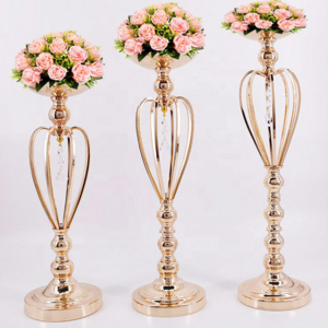 New creative metal acrylic heart-shaped wedding, banquet table 47 53 59cm golden centerpiece decorative flower stand ornament