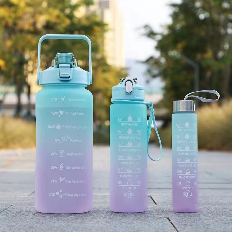 New Ombre Gradient Design Sports Bottle Large Capacity Portable BPA Free Plastic Water Bottles Set Of 3 With Straw And Handgrip