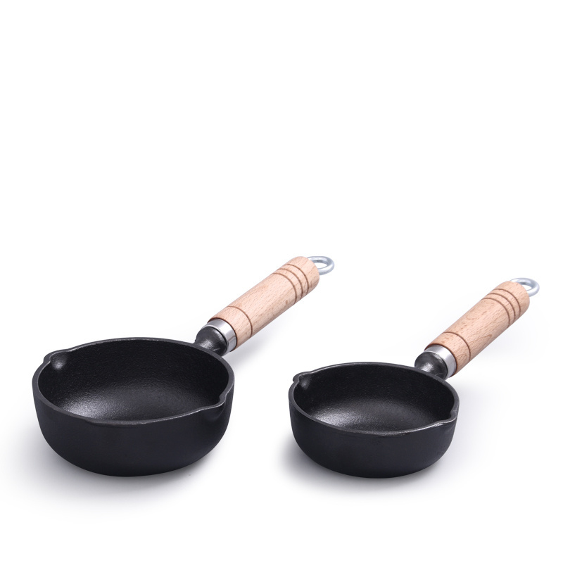 Hot Selling Nonstick Mini Oil Small Milk Soup Pot Cast Iron Sauce Pan With Wooden Handle