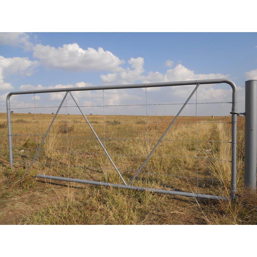 2022 China Large Farm Self Locking Cattle Gate Latches Easily Assembled Farm Gate Opener Solar