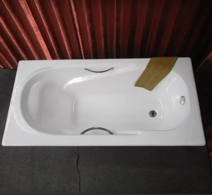 Factory directly supply cast iron bathtub porcelain bath built-in ceramic soaking bath with size 1500/1600/1700 mm