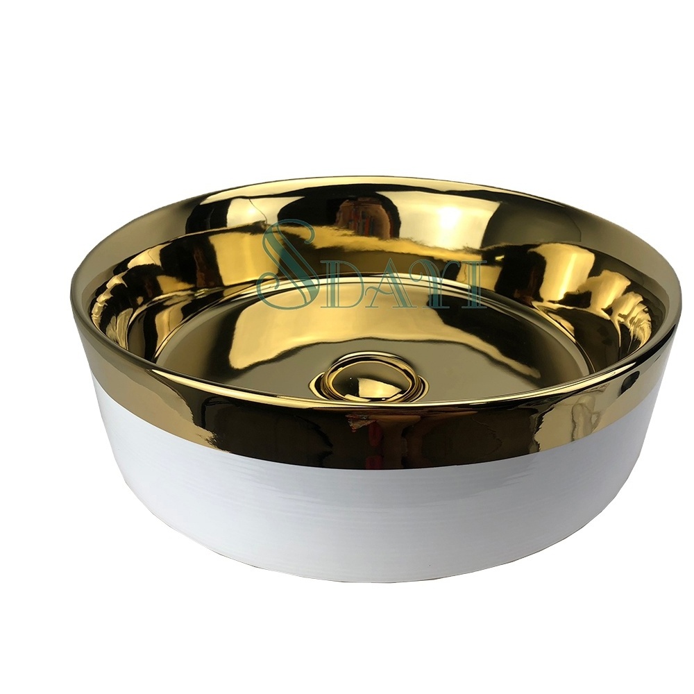 2018 New design handmade ceramic sink luxury design gold color wash basins