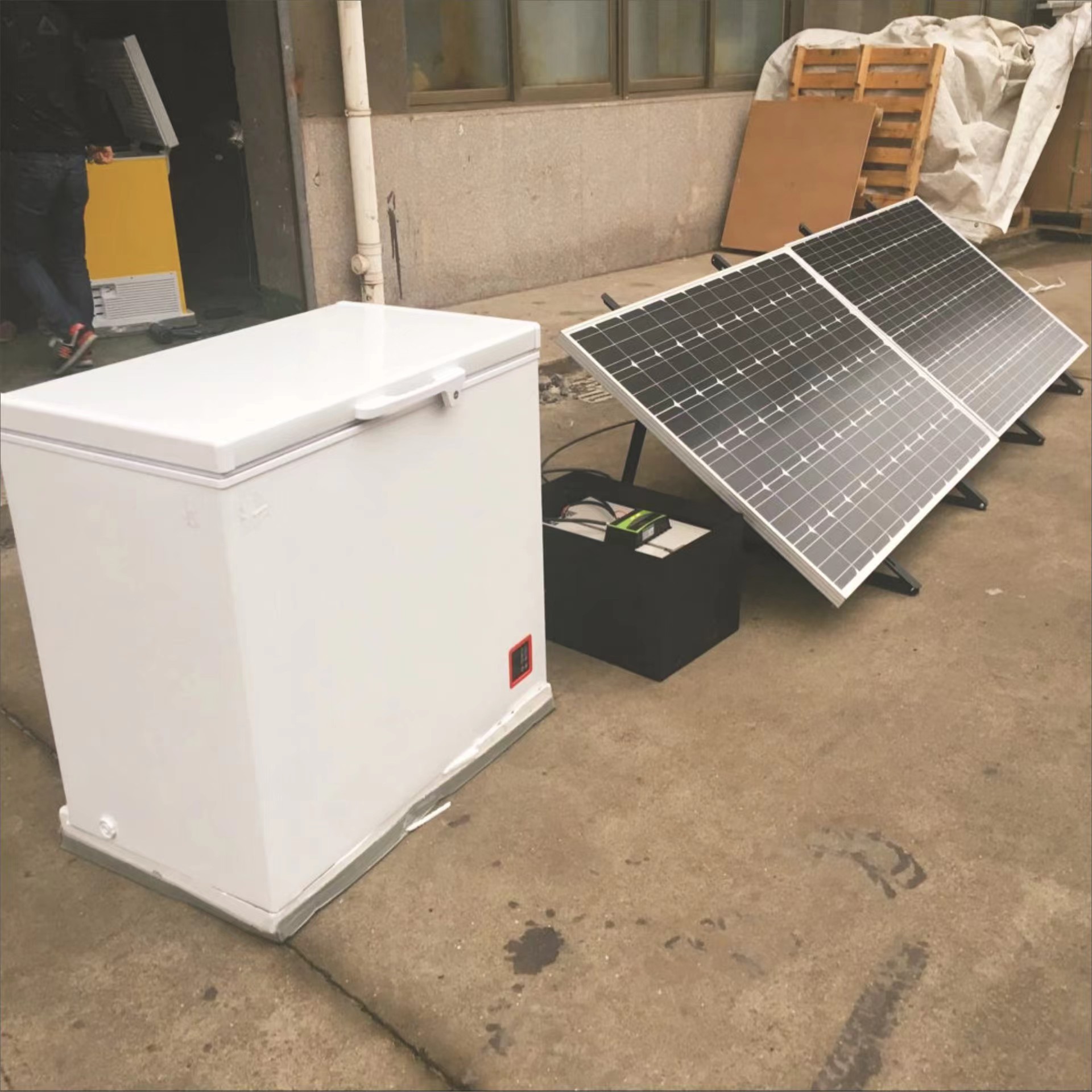 Solar Powered Fridge Freezer Refrigerator Portable Solar Fridge 12 V Fridge Freezer With Battery And Solar