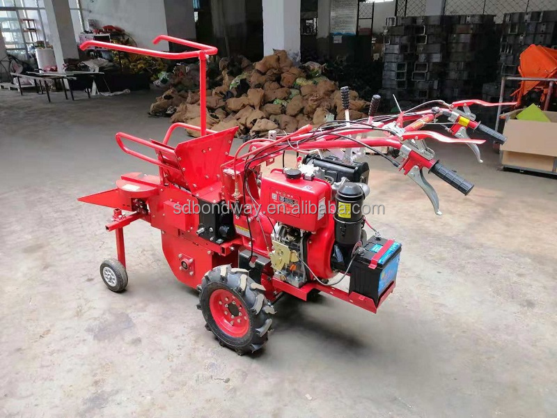 Small Scale  Combine  Agriculture Home Use Maize Harvester Small Single Row Corn/Small Corn Harvester for sell