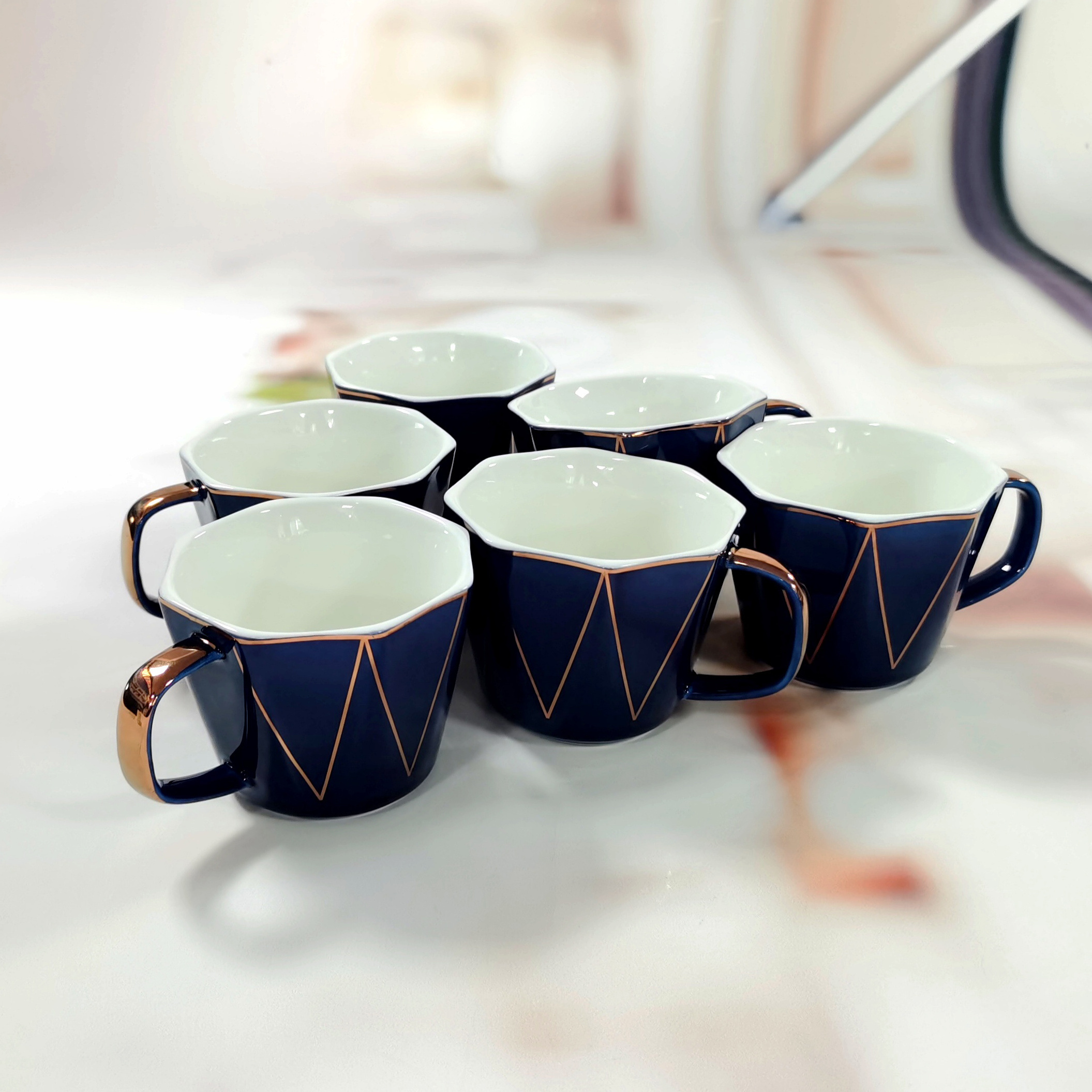 8Pcs with six Cups Luxury Porcelain Coffee Tea Set with Gold rim Ceramic Tea Pot and Cup Set for gift