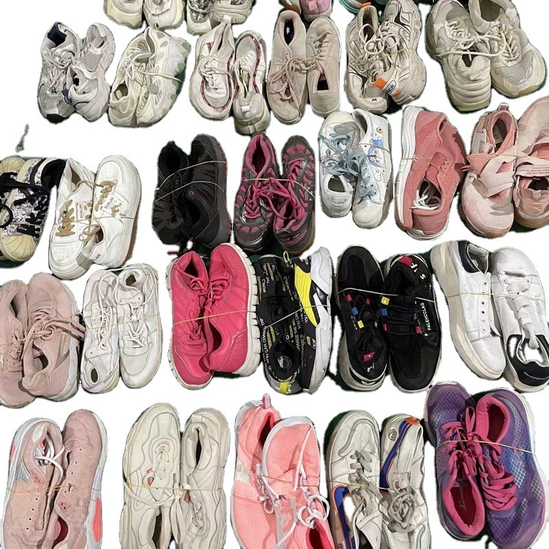 China Wholesale Mixed Used Sneakers Shoes Second Hand Men Fashion Sport Shoes in Stock