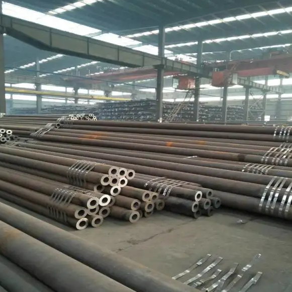 Hot selling  carbon steel pipe tube 28 inch   seamless steel pipe water well casing oil and gas