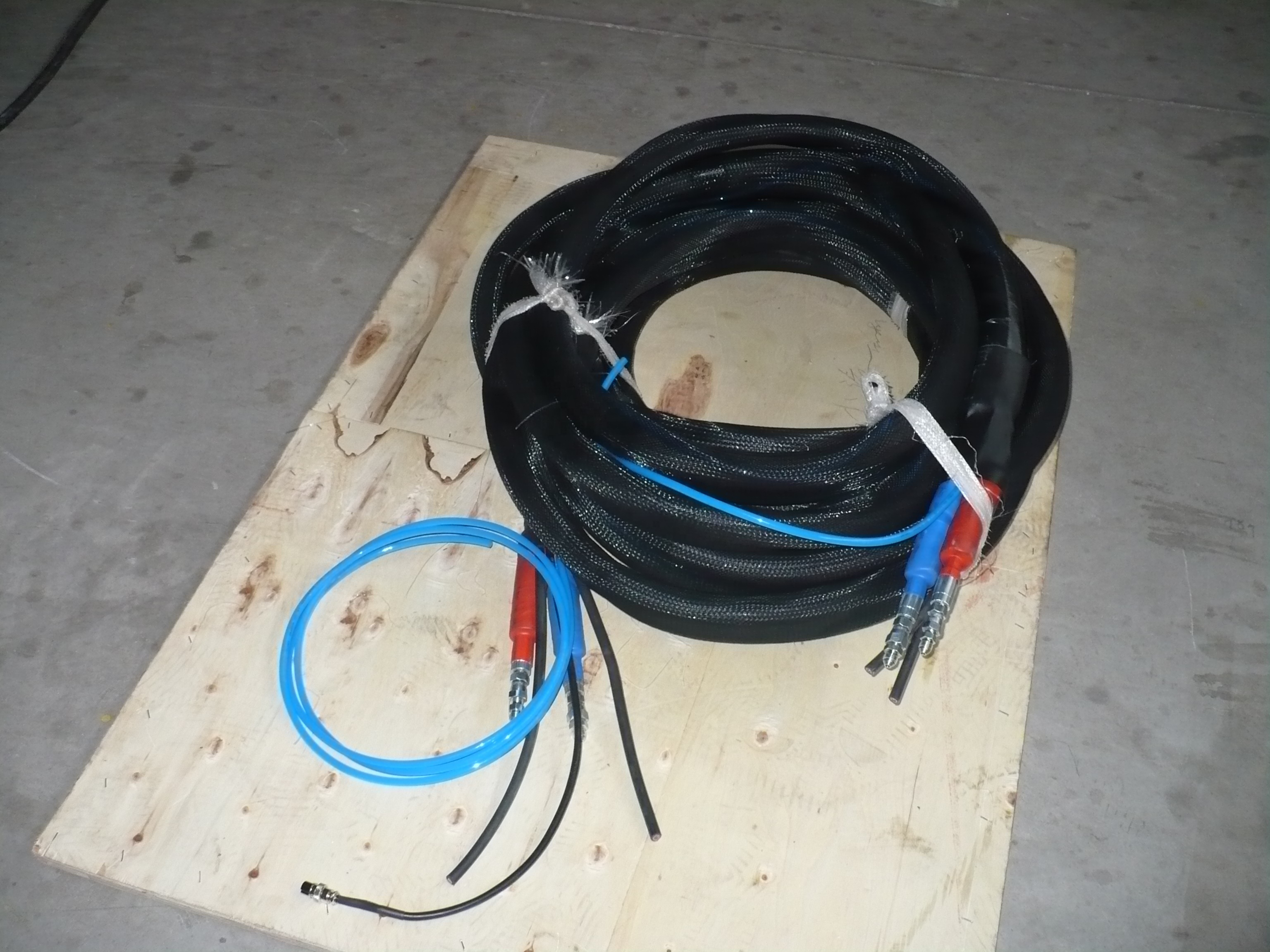 Polyurethane foam insulation hose For Graco Spray heated hose