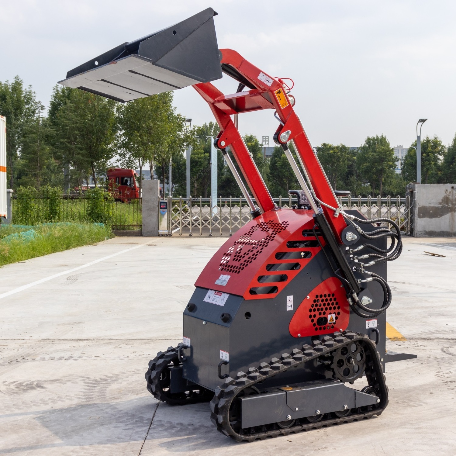 HT360 Mini skid steer loader diesel 380kg mini skid steer mulcher attachments for sale