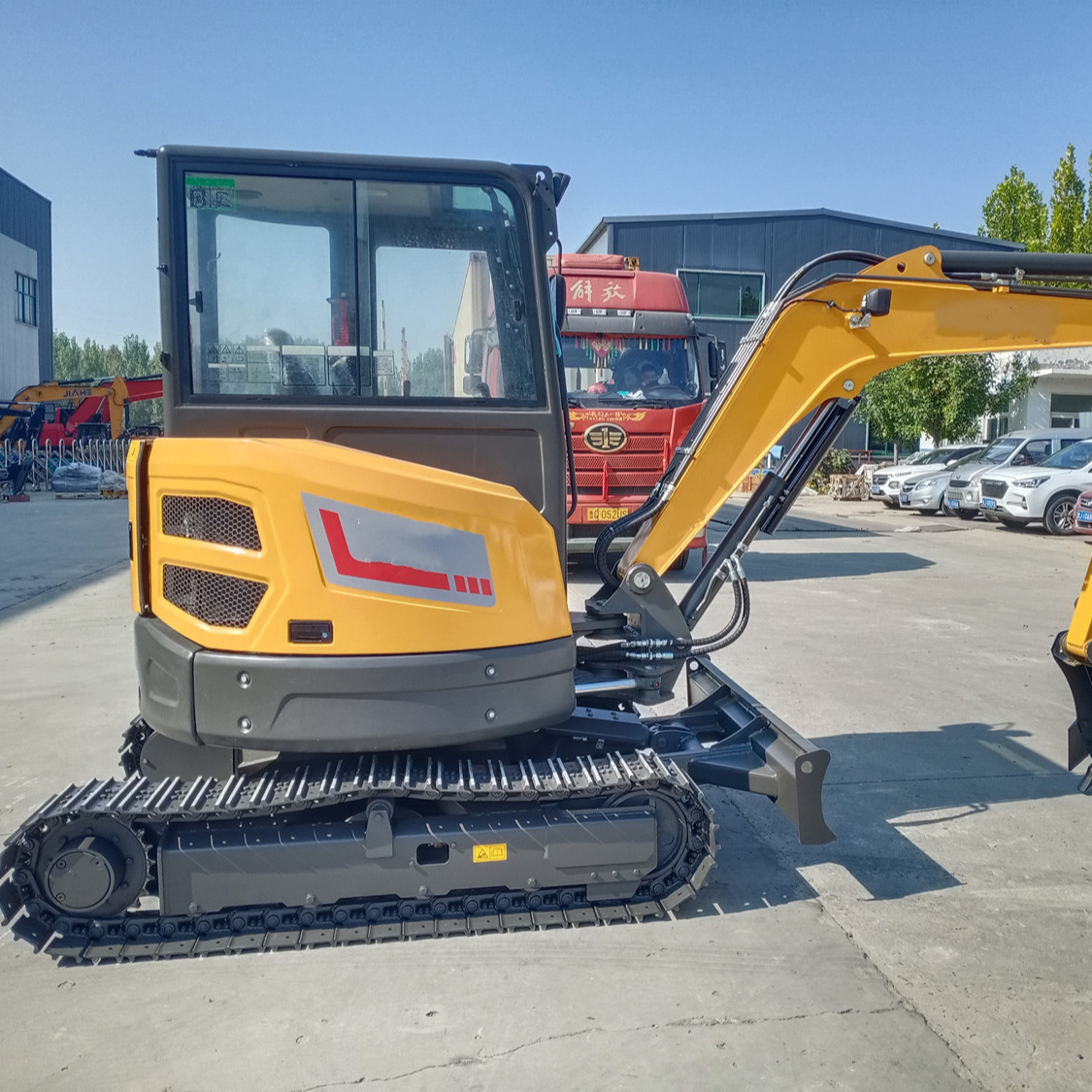 Hightop Mini Excavator 3.5 ton 4ton Mini Digger Excavator With EUROV/EPA Kubota D1703 Engine