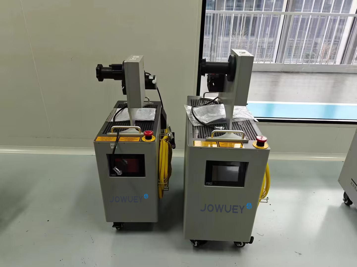 JOWUEY Portable  Welder Cutter Mini Air Cooled Fiber Laser Welding Machine For Metal