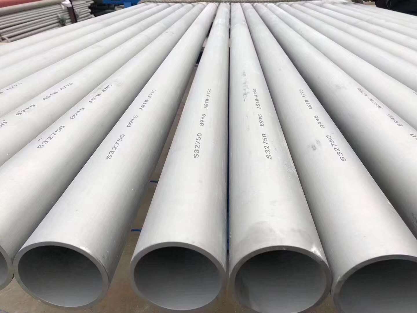 Stainless steel 201 304 pipe/tube price Large diameter stainless steel pipe