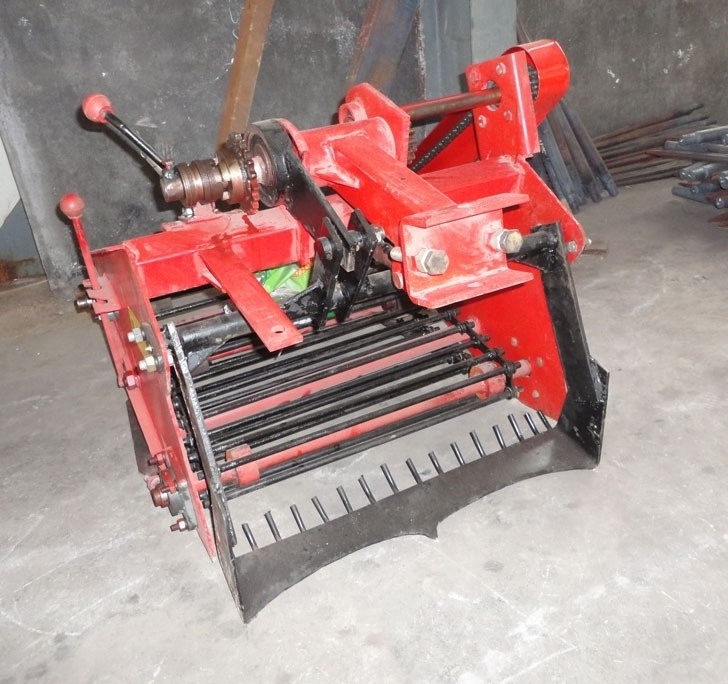 Hand Potato/Sweet potato harvester