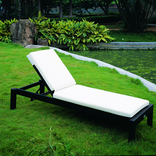 aluminum outdoor furniture with chaise lounge swimming pool chaise lounge best sunloungers wicker patio lounger