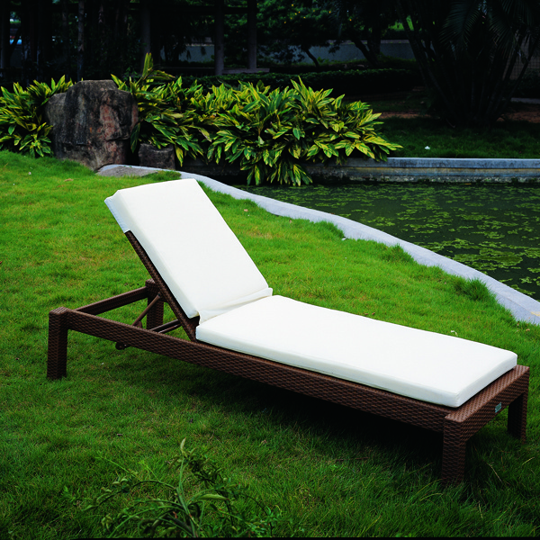 aluminum outdoor furniture with chaise lounge swimming pool chaise lounge best sunloungers wicker patio lounger