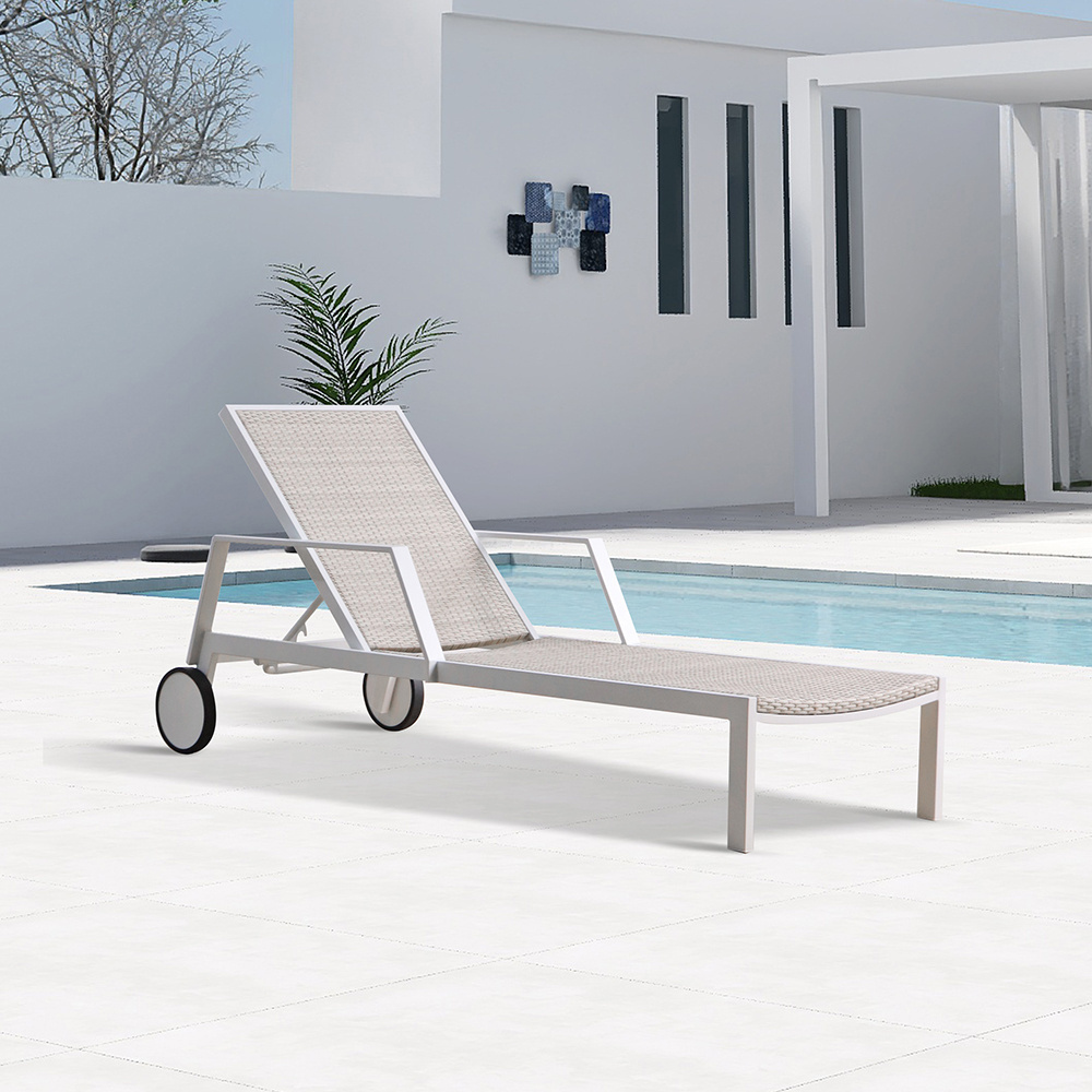 muebles de patio sun lounger rattan pool side outdoor furniture wicker garden chaise lounger with cushion sunlounger