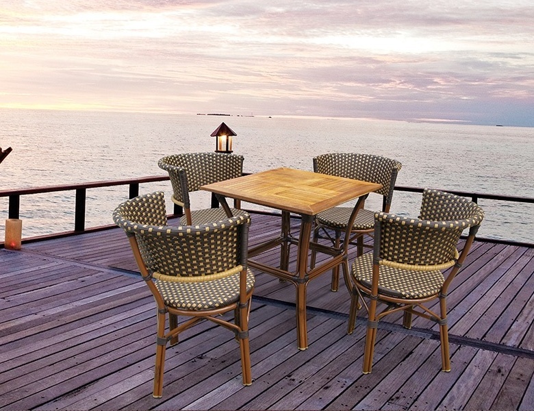 Hotsale outdoor rattan furniture PE wicker 4pcs bamboo looking garden set with dining table and chairs