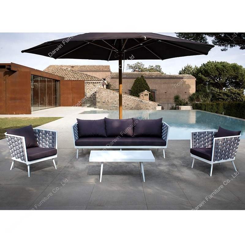 Luxury outdoor furniture rope rattan wicker garden dining table and chair outdoor furniture dining set