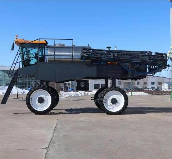 four-wheel drive four-wheel  Car Farm plant protection Sprayer Self propelled high clearance sprayer