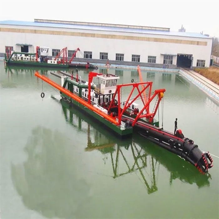 Customized 6-26inch cutter suction dredger small sand dredging boat for sale