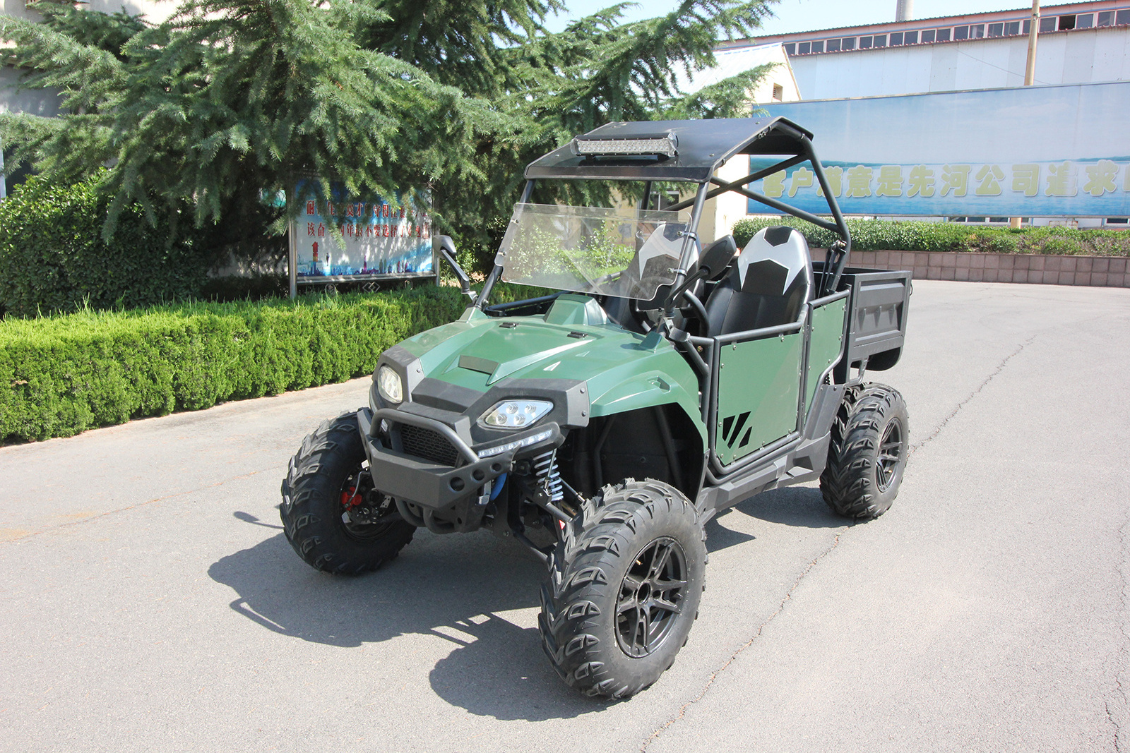 Fangpower adult 4x4 UTV with dump bed for farming and hunting