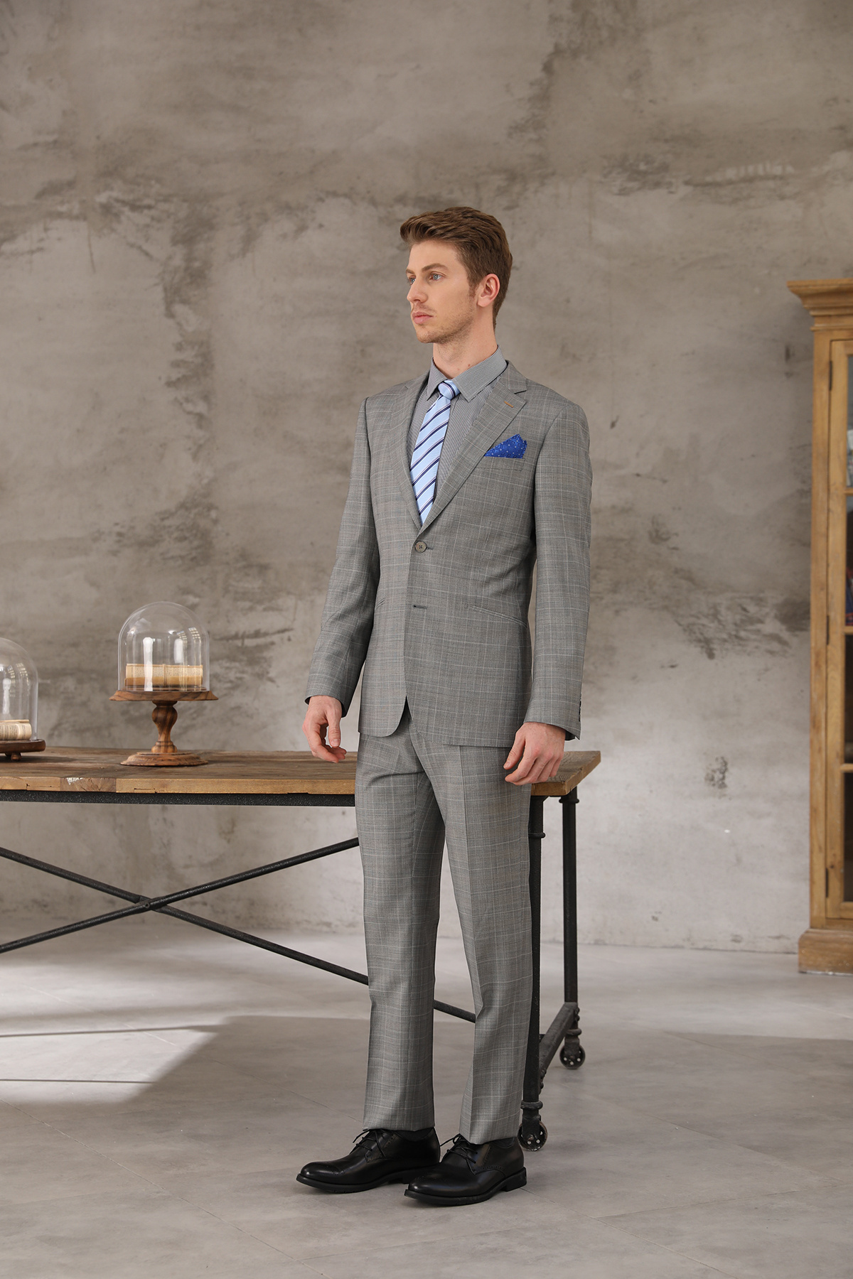 Tailor-made High-quality Wool and Cashmere Business Slim Yellow Gray Plaid Suit with Two Buttons