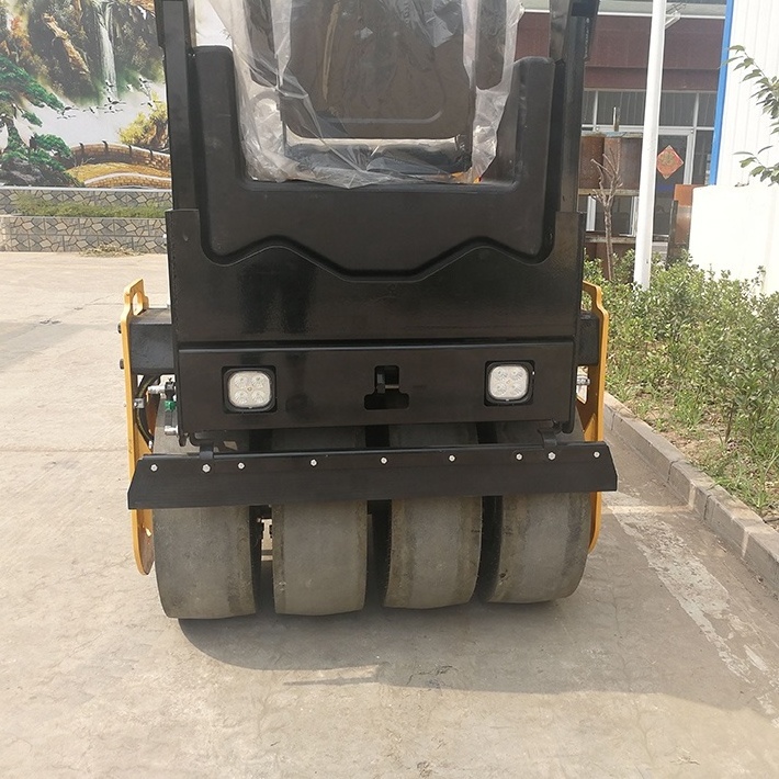 Cheap Price Rubber Tire Asphalt Roller for Sale