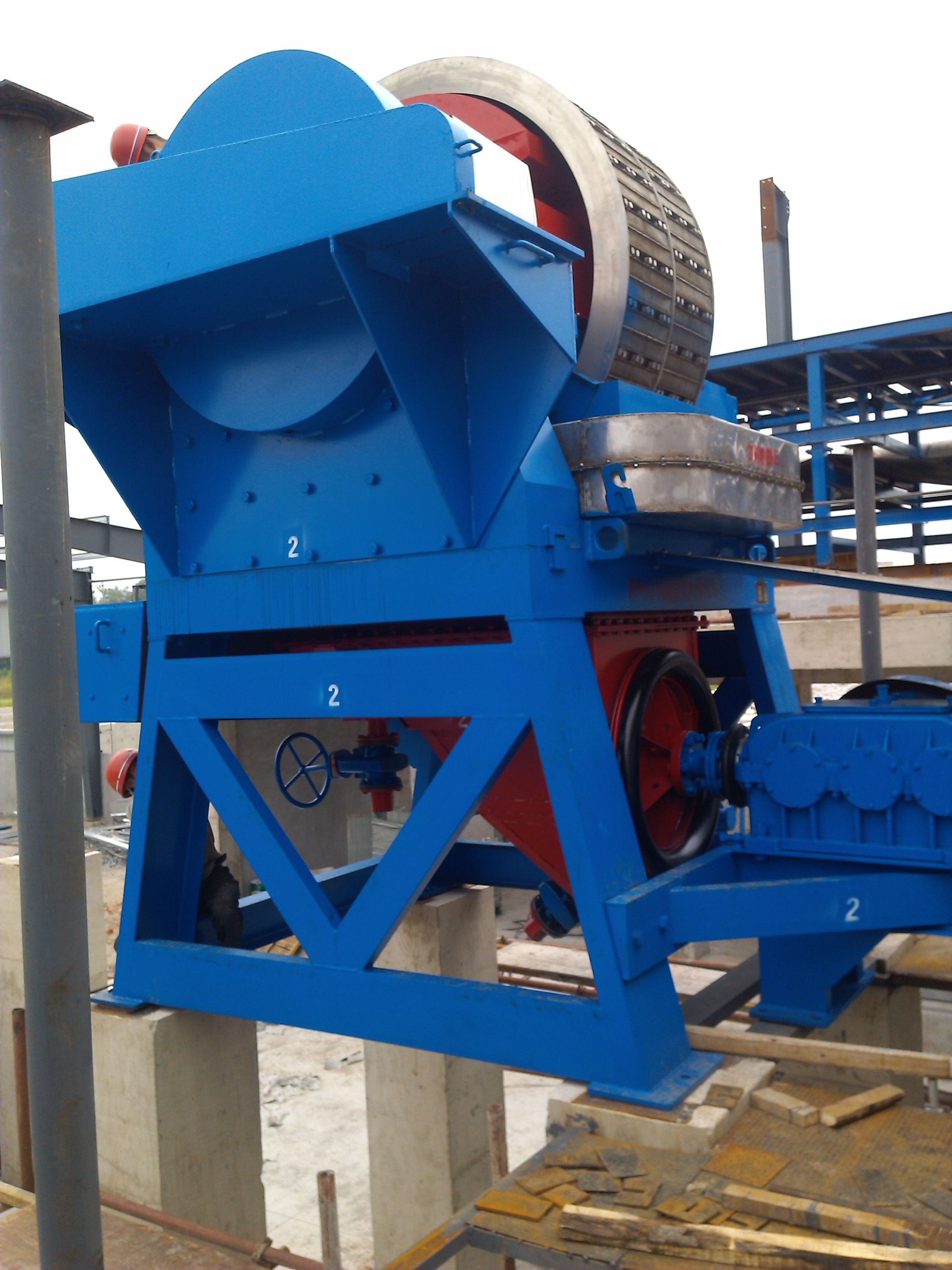 Wet High Intensity Magnetic Separator for Chrome/ Manganese Ore/ Ilmenite/ Siderite/ Spodumene