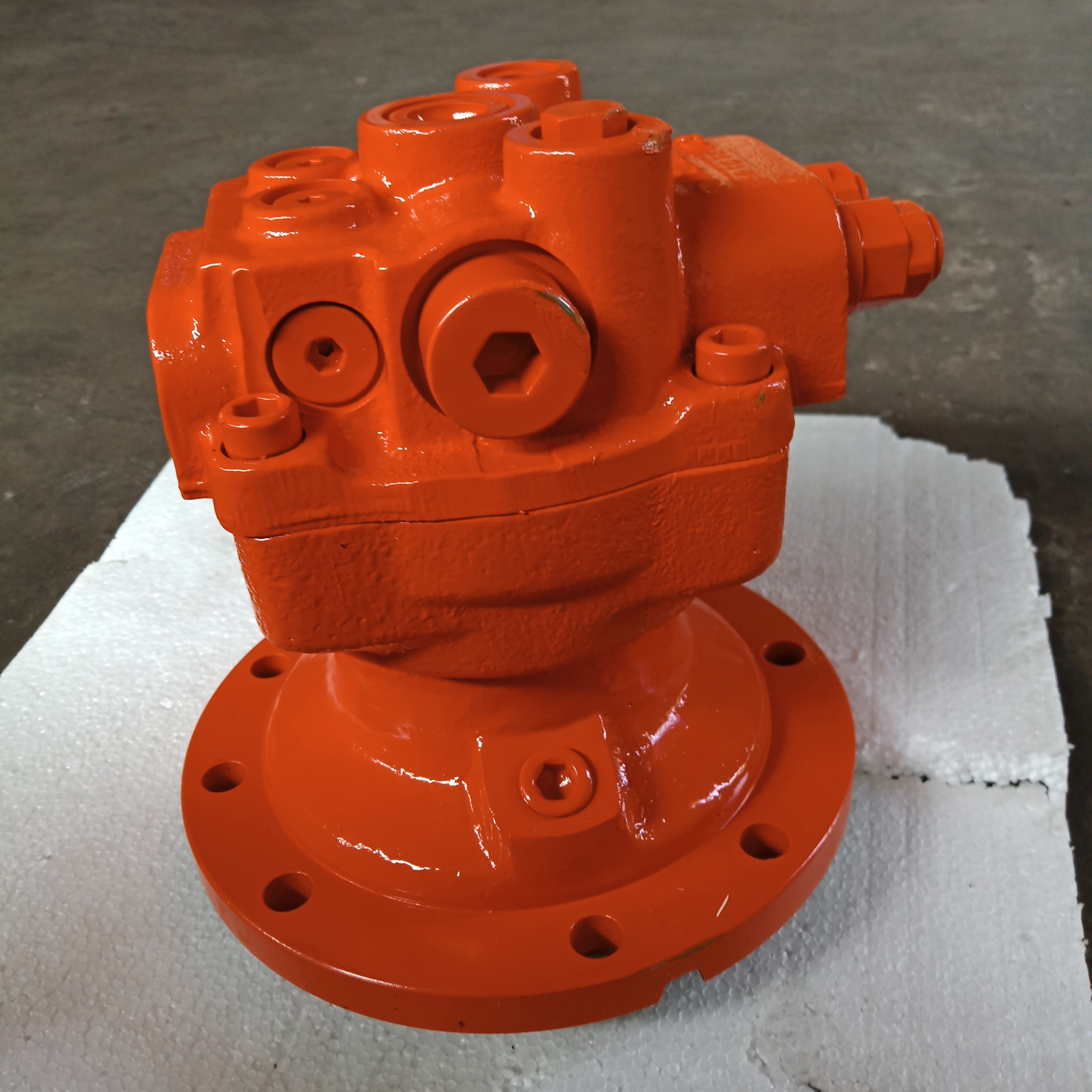 Kubota Excavator KX75 Swing Drive MFC50-006 KX75 Swing Motor