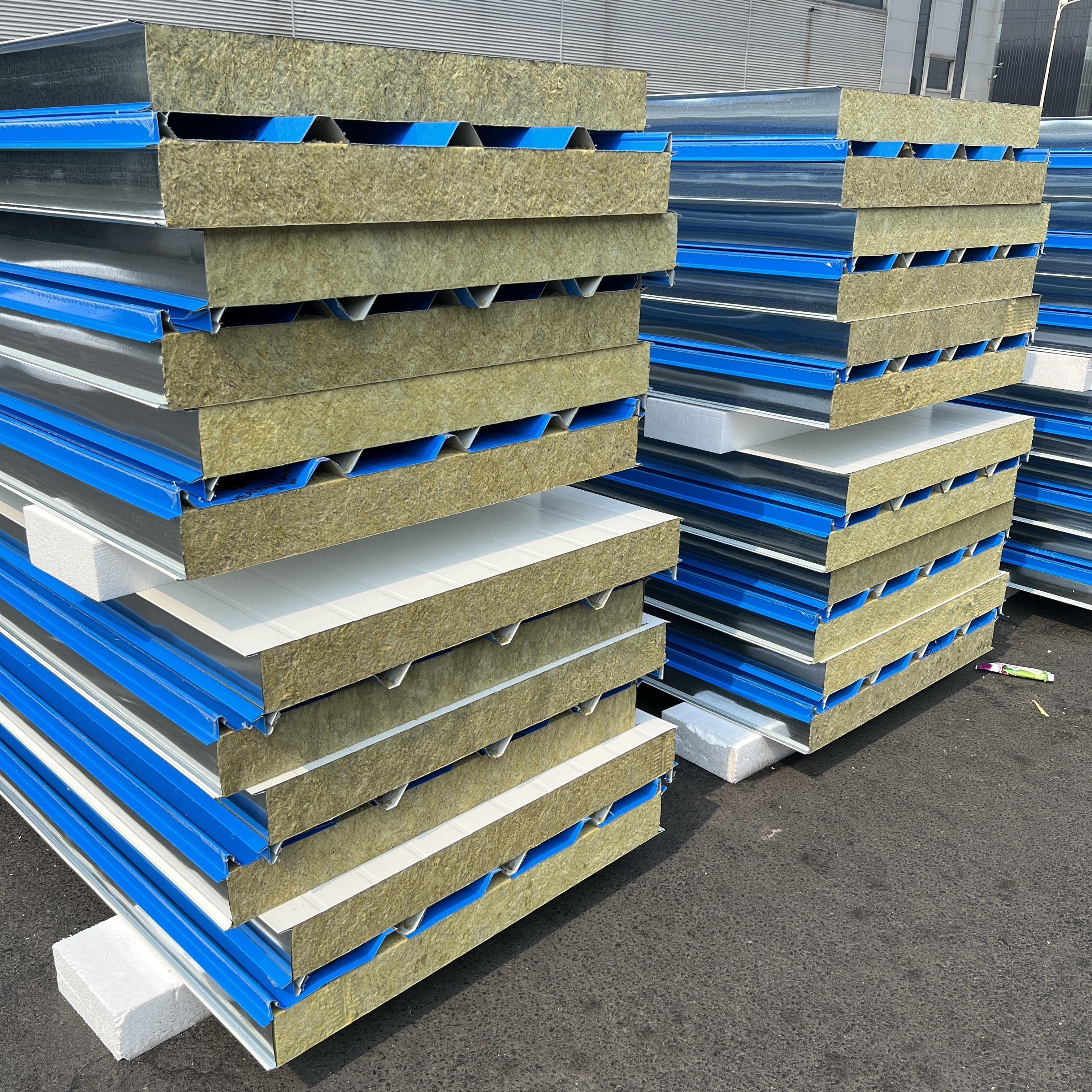 Insulated And Fireproof Rock Wool Sandwich Panel Price