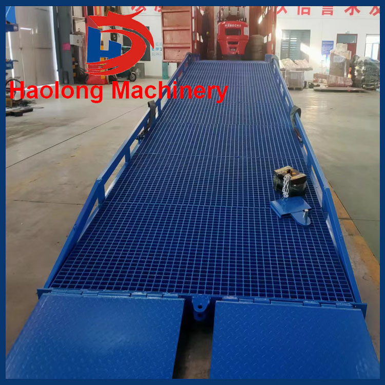 Mobile hydraulic container loading and unloading bridge Container loading and unloading rack Load 10 tons Forklift ramp