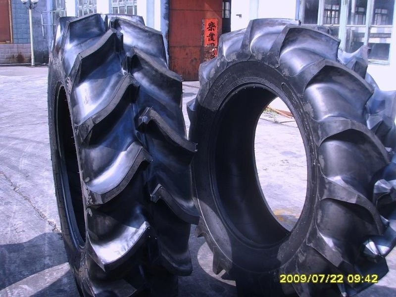 Tractor tire 18.4-34R2