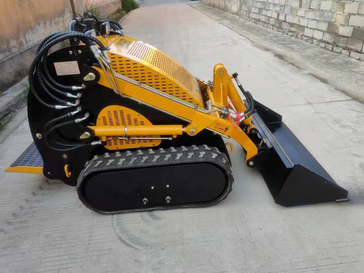 China compact track loader mini skid steer for sale