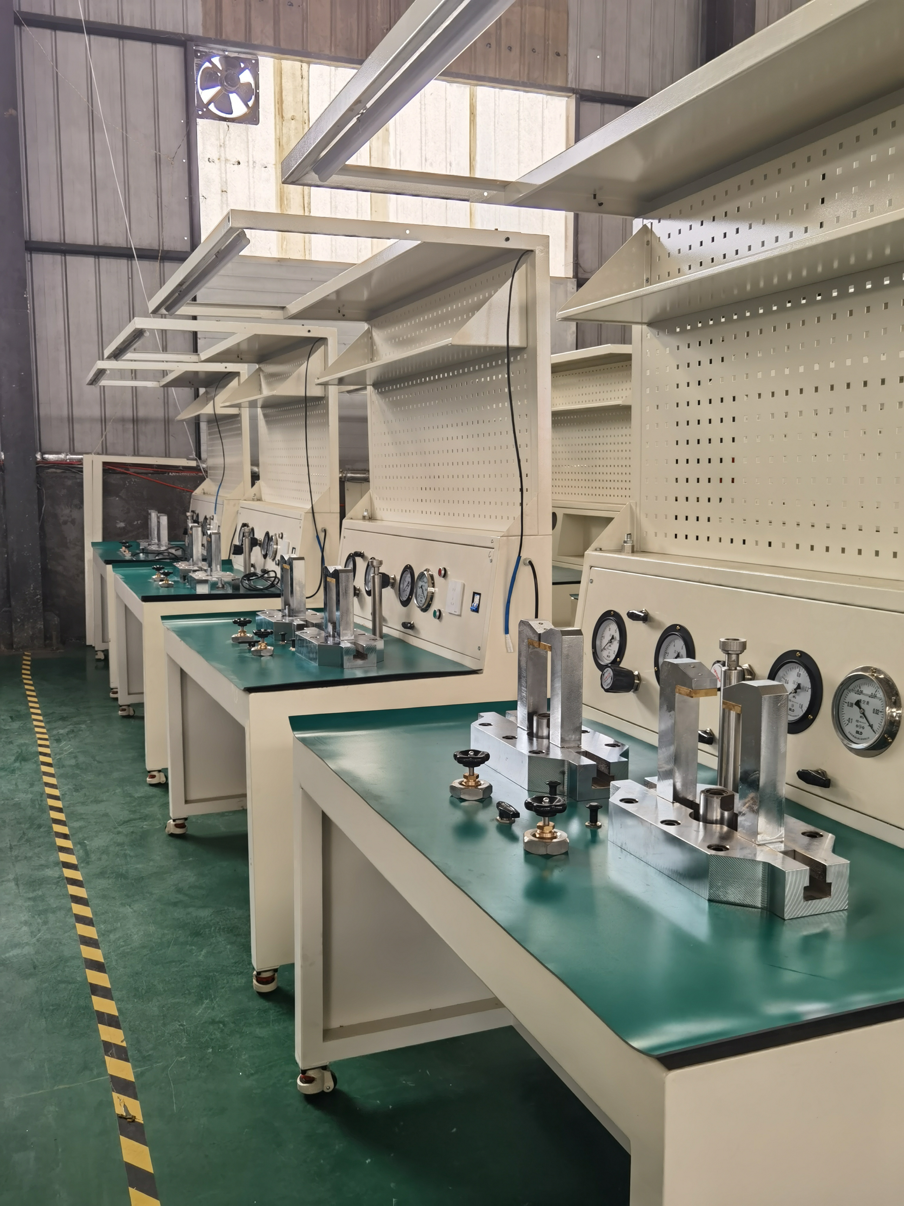 Hailaitaide High quality pressure gauge calibration bench for pressure gauge manufacturers