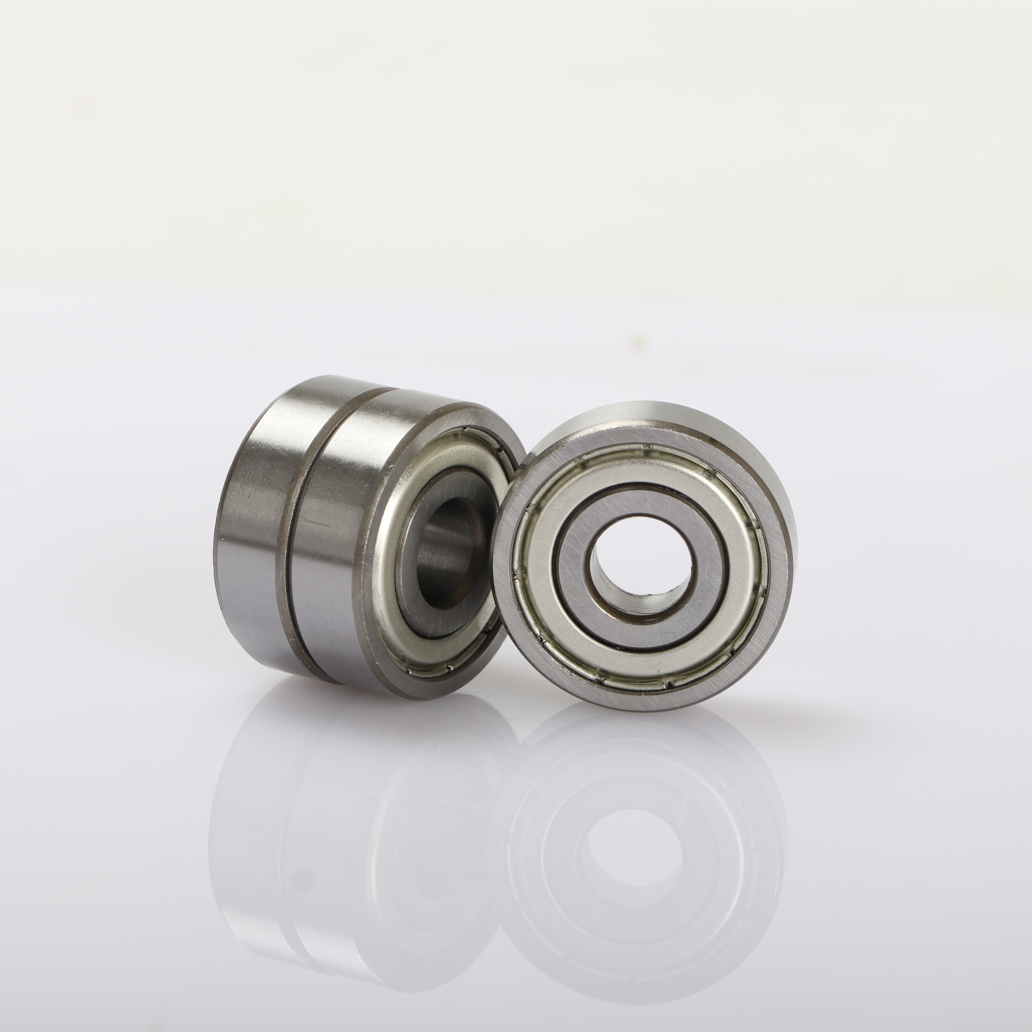 Micro deep groove ball bearing 608zz 2rs bearingMR85 MR93 MR95 MR104 MR105 ZZ 526z  si3n4 zro2 ball bearing miniature bearing