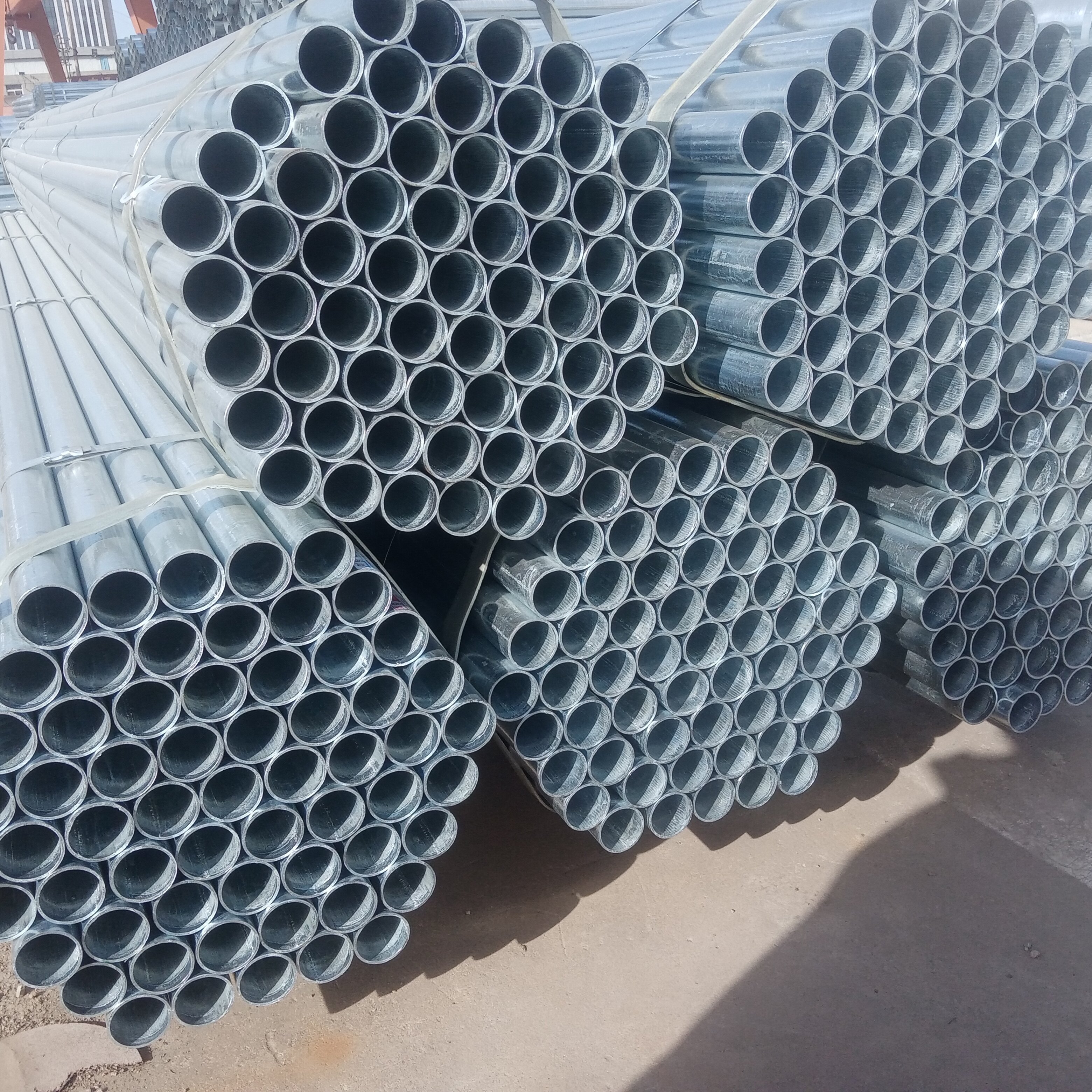 tube4 in china 3 inch hot dipped galvanized round steel pipe 4 inch size price galvanized steel square pipe