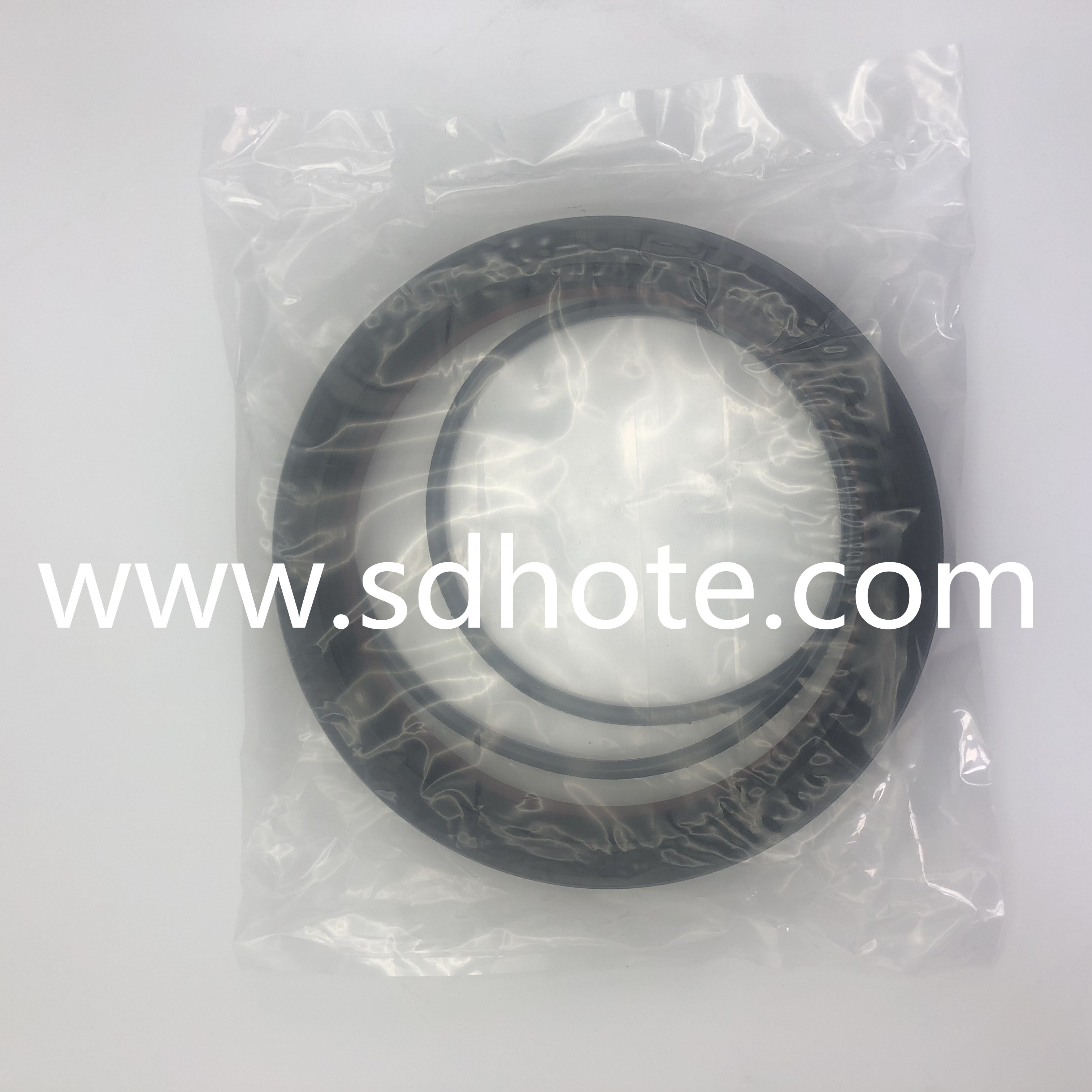 Rear hub oil seal assy for Foton Truck 3104045-4EB1 original truck parts