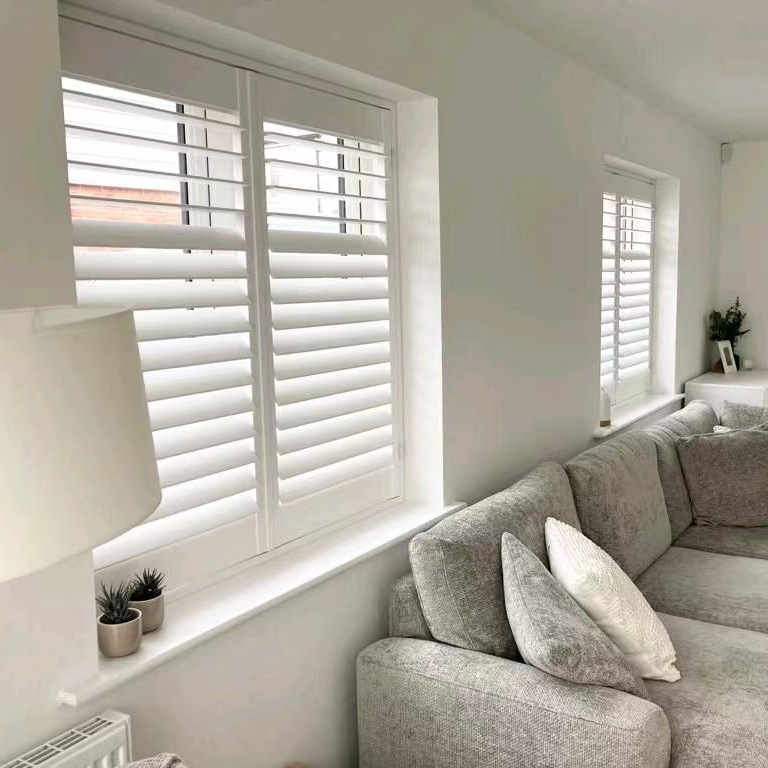 wooden window plantation blinds shutter heze shutter