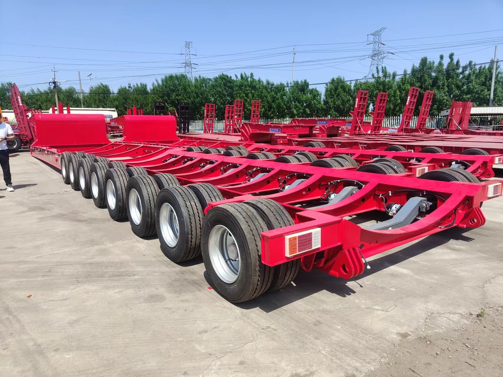 7-axle 20-foot 40-foot container chassis with gooseneck skeleton truck frame semi-trailer