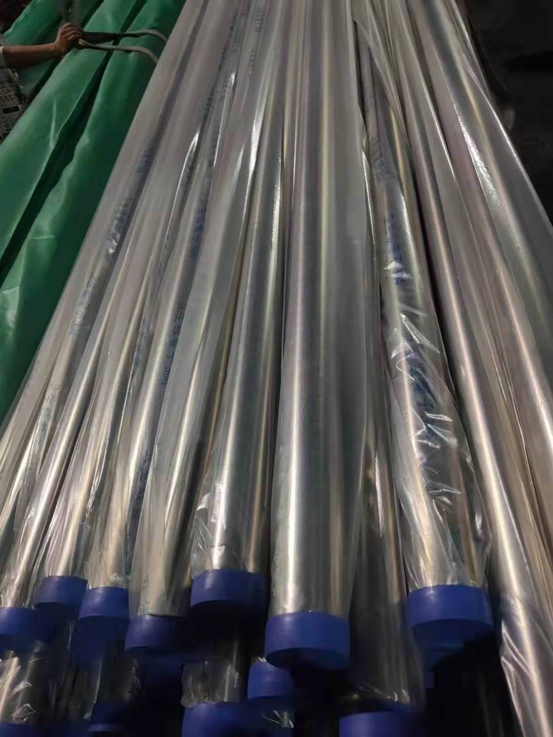 Seamless Stainless Steel Pipe 304/310s Grade ASTM Standard 904L with Bending Welding Punching Services for Furniture